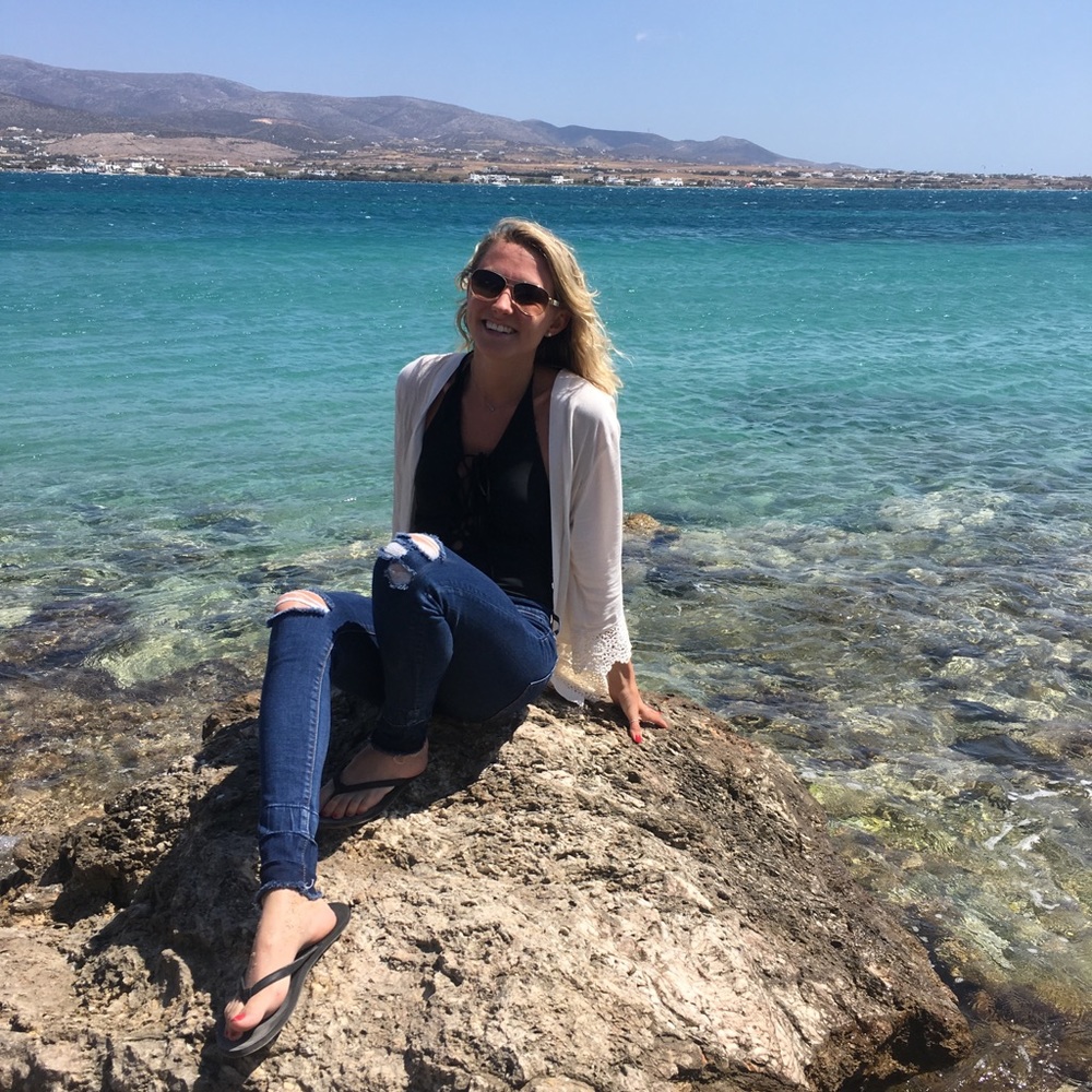 Meet your Posher, Christina